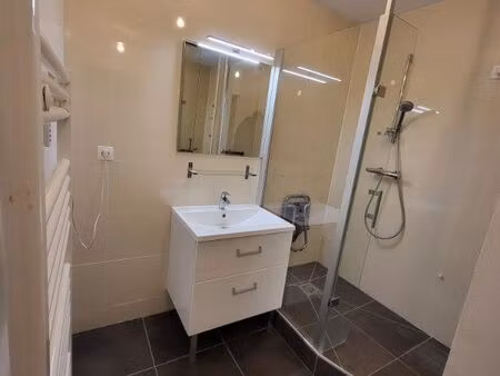 studio seniors entre particulier