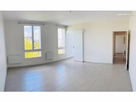 deux pièces place de la tranchée