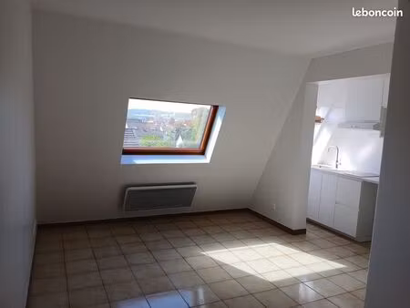 studio à louer à 3 min du rer b à pied