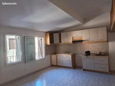 immeuble 98 m² fabregues