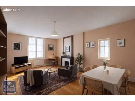 appartement 3 pièces 76 m²