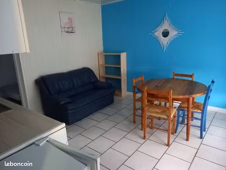 studio bis très lumineux