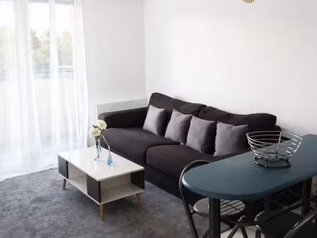 studio meublé 25 m² – centre-ville trappes - gare à 10 min