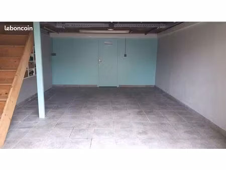 place de stationnement proche orly – particulier