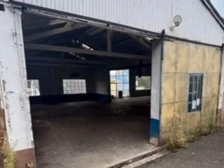 recherche un local ou depot