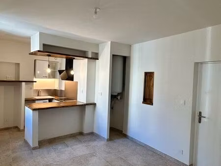 à louer – superbe t2 de 31 m² entièrement rénové à orange