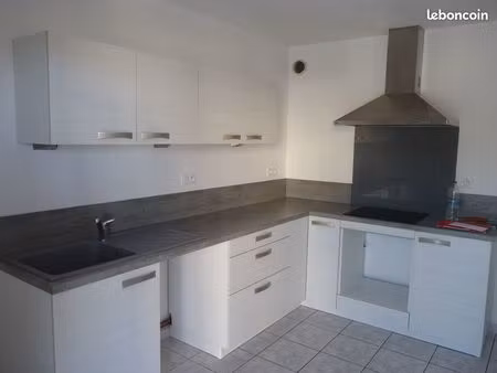 beau f3 de 78m² avec terrasse et garage - quartier calme