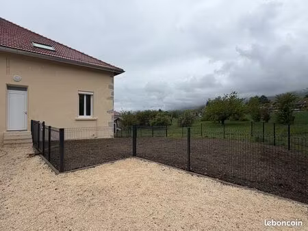 location duplex avec jardin et garage