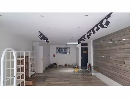 vente local commercial 3 pièces 60 m2 à coulommiers