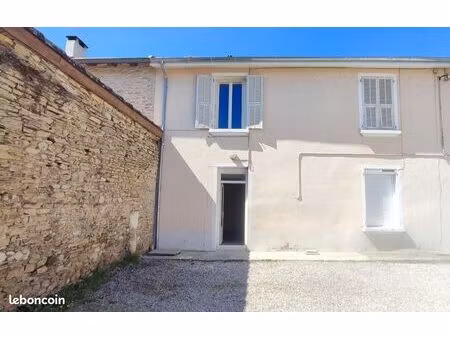 appartement 3 pièces 52 m²