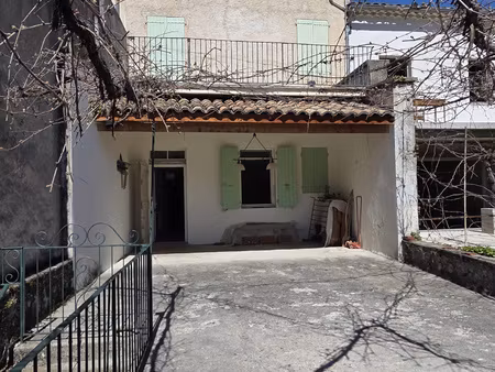 la motte chalancon  maison de village  145m2 4 chambres  2