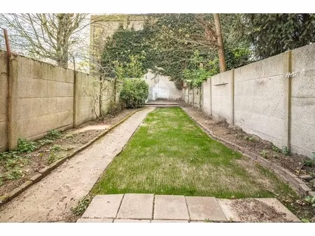 appartement te koop in merksem met 1 slaapkamer