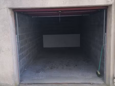 parking / box evreux 14.64 m2