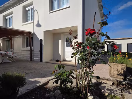 vente maison 5 pièces 115 m² à cabariot (17430)  245 000 €