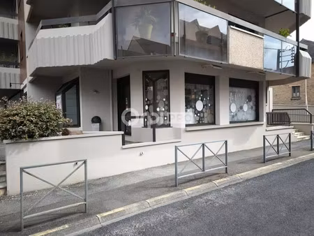 location commerce 104 m² à brive-la-gaillarde (19100)