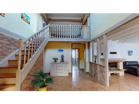 maison grand confort 9 pièces 220 m2 prix 350 000