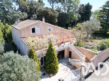 maison à monteux (84170)