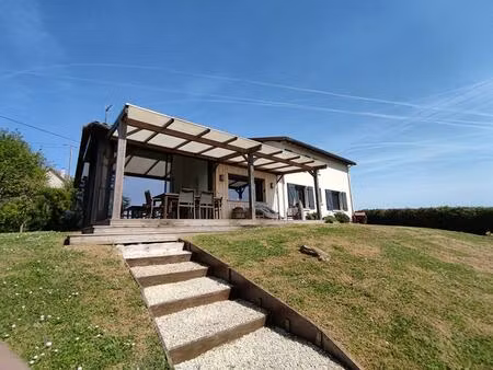 maison 8 pièces 176 m2 sur 2200m²
