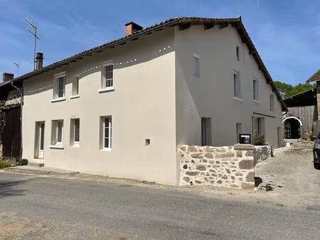 maison proche saint junien 5 pièce(s) 217m2 vendue avec ou sans terrain avec étang