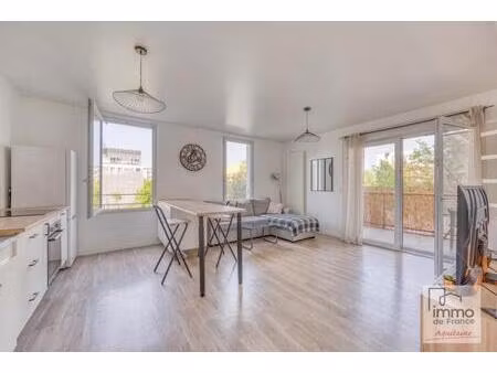 t3 vendu loué terrasse & parking