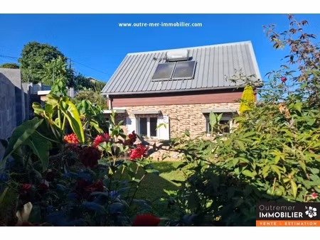 vente maison 4 pièces 90 m² à la saline (97422)  280 000 €