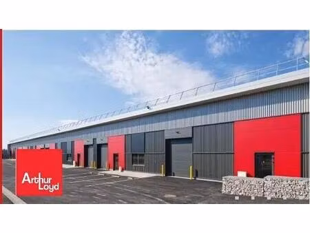 location local d'activités 1 398 m²