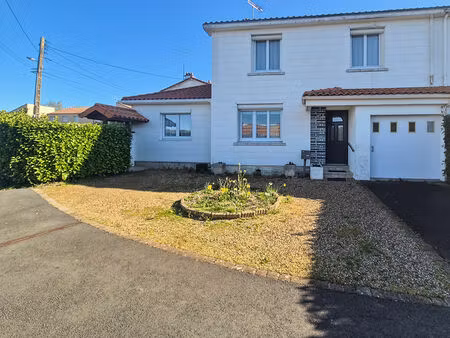 vente maison 4 pièces  88.55m²  montrevault