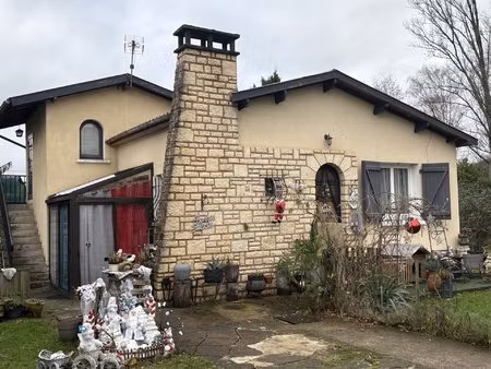 maison individuelle avec jardin  garage + studio à 5 min de la dordogne saint-cyprien...