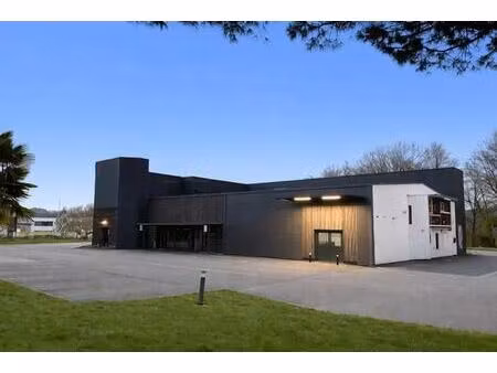 location local d’activités la chapelle sur erdre 44240 1560m²