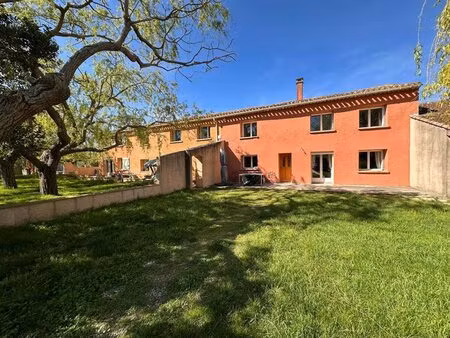 domaine agricole 18 pièces 347 m² avec un terrain d'environ 10 hectares