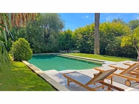 maison de 10 pièces de luxe en location à cannes  france