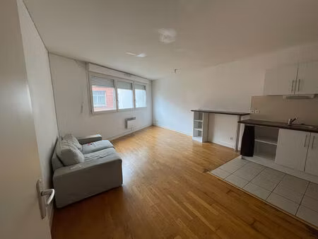 location appartement 3 pièces 58m² lille 59000