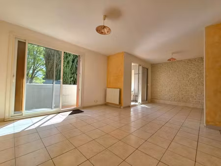 vente appartement 3 pièces 65 m² salon-de-provence (13300)