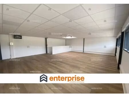 location bureaux 104 m²