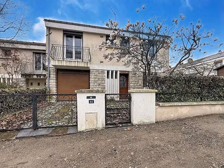vente maison 5 pièces  104.00m²  angers