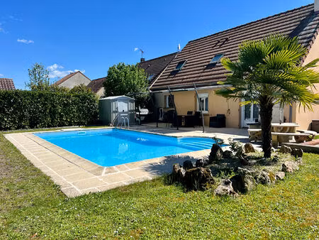 vente maison 6 pièces  120.00m²  villeneuve