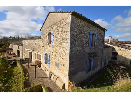 vente maison 14 pièces 385m2 la roquille 33220 - 385000 € - surface privée