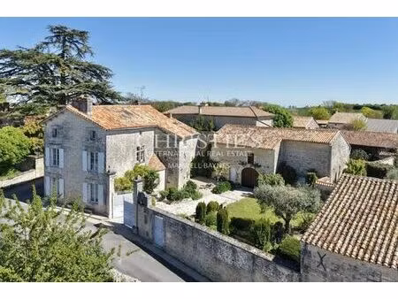 maison de prestige de 500 m2 en vente tusson  nouvelle-aquitaine