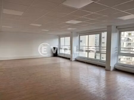 location bureaux 108 m²