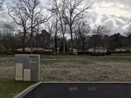 vente terrain 480 m² castres-gironde (33640)