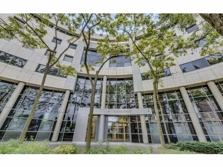 location bureaux 305 m²