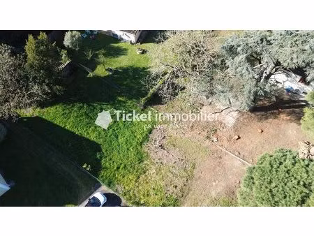 terrain constructible 601m² saint-jean viabilisé libre de constructeur