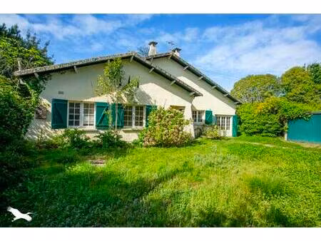 vente maison 5 pièces 160 m² carignan-de-bordeaux (33360)