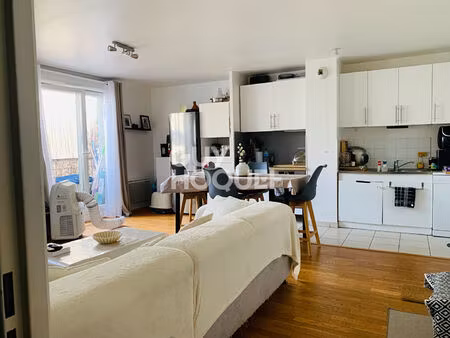bois colombes/ 4 p. 81.27 m² balcon et 2 parkings