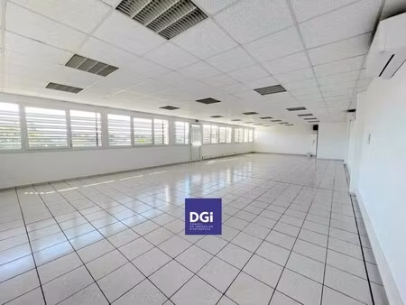 vente bureaux 112 m²