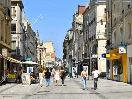 location commerce caen 14000 40m²