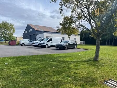 location local d'activités 370 m²