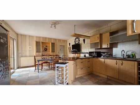 vente maison 6 pièces 175 m² angliers (86330)
