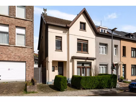 huis te koop in antwerpen met 8 slaapkamers