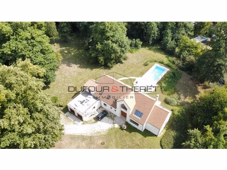 propriété exceptionnel aux portes de la champagne